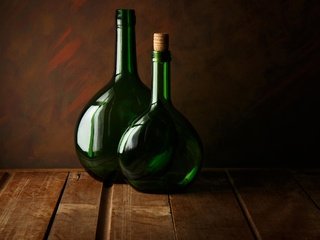 Обои стекло, бутылки, две, пробки, two green bottles, glass, bottle, two, tube разрешение 2048x1504 Загрузить