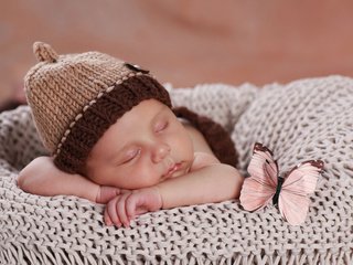 Обои бабочка, сон, дети, ребенок, малыш, младенец, шапочка, butterfly, sleep, children, child, baby, cap разрешение 5472x3648 Загрузить