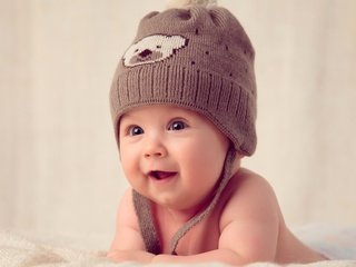 Обои улыбка, взгляд, дети, ребенок, шапка, малыш, младенец, smile, look, children, child, hat, baby разрешение 3840x2160 Загрузить