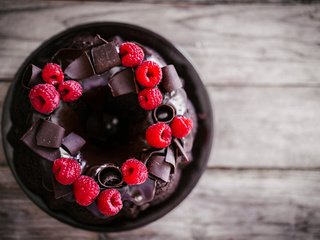 Обои малина, ягода, шоколад, десерт, кекс, тортик, raspberry, berry, chocolate, dessert, cupcake, cake разрешение 1920x1200 Загрузить