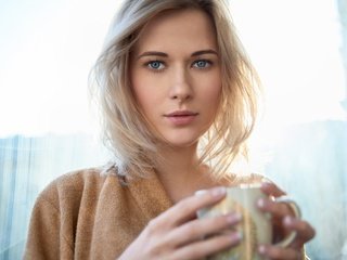 Обои девушка, взгляд, кетрин, волосы, лицо, konstantin kryukovskiy, girl, look, katherine, hair, face разрешение 2048x1536 Загрузить