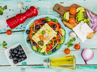 Обои овощи, оливки, специи, греческий салат, сыр фета, vegetables, olives, spices, greek salad, feta cheese разрешение 5514x3676 Загрузить