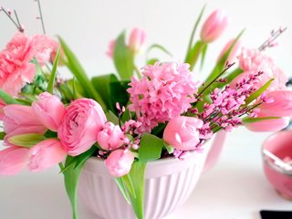 Обои цветы, букет, тюльпаны, розовые, ваза, пионы, flowers, bouquet, tulips, pink, vase, peonies разрешение 1920x1080 Загрузить