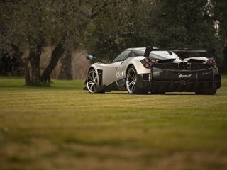 Обои суперкары, пагани, huayra, supercars, pagani разрешение 3871x2583 Загрузить