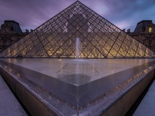 Обои париж, пирамида, стекло, франция, лувр, музей, paris, pyramid, glass, france, the louvre, museum разрешение 2560x1600 Загрузить