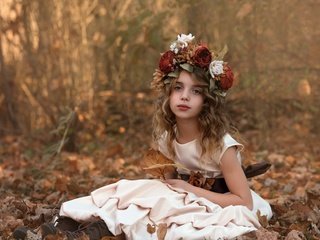 Обои цветы, природа, платье, осень, девочка, венок, ботинки, flowers, nature, dress, autumn, girl, wreath, shoes разрешение 1920x1200 Загрузить