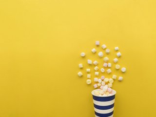 Обои фон, сладкое, маршмеллоу, стаканчик, background, sweet, marshmallows, cup разрешение 7654x5103 Загрузить