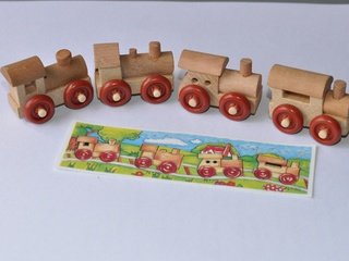 Обои поезд, игрушки, паровозик, деревянный, train, toys, wooden разрешение 4288x2848 Загрузить