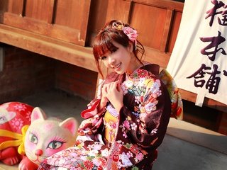 Обои девушка, улыбка, взгляд, лицо, одежда, кимоно, азиатка, girl, smile, look, face, clothing, kimono, asian разрешение 5055x3370 Загрузить