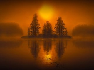 Обои деревья, вода, озеро, закат, отражение, пейзаж, туман, hmetosche, trees, water, lake, sunset, reflection, landscape, fog разрешение 5203x3183 Загрузить