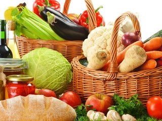 Обои редис, зелень, бутылки, цветная капуста, фрукты, помидоры, соленья, яблоки, морковь, корзины, грибы, баклажаны, лук, банки, хлеб, перец, капуста, вино, огурцы, овощи, radishes, greens, bottle, cauliflower, fruit, tomatoes, pickles, apples, carrots, basket, mushrooms, eggplant, bow, banks, pepper, bread, cabbage, wine, cucumbers, vegetables разрешение 4657x3793 Загрузить