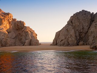 Обои скалы, пейзаж, море, пляж, rocks, landscape, sea, beach разрешение 3840x2400 Загрузить