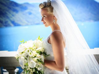 Обои девушка, блондинка, улыбка, профиль, невеста, фата, свадебный букет, girl, blonde, smile, profile, the bride, veil, wedding bouquet разрешение 4733x3684 Загрузить