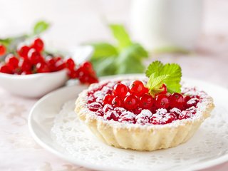 Обои ягоды, 1, выпечка, красная смородина, сахарная пудра, пирожные, тарталетки, berries, cakes, red currant, powdered sugar, tartlets разрешение 5616x3744 Загрузить