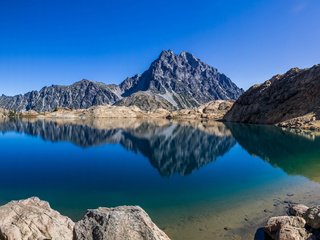 Обои небо, озеро, горы, природа, отражение, the sky, lake, mountains, nature, reflection разрешение 3840x2400 Загрузить