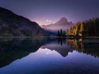 Обои небо, fabio antenore, деревья, озеро, горы, природа, лес, отражение, осень, the sky, trees, lake, mountains, nature, forest, reflection, autumn разрешение 1920x1080 Загрузить