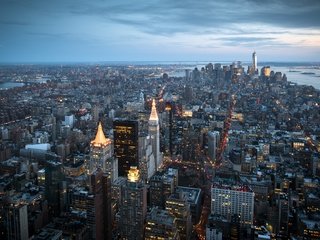 Обои огни, вечер, города, город, манхеттен, нью - йорк, небоскрёбы, lights, the evening, city, the city, manhattan, new york, skyscrapers разрешение 5120x2880 Загрузить