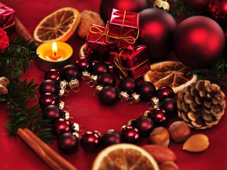 Обои новый год, украшения, орехи, сердце, шарики, свеча, рождество, new year, decoration, nuts, heart, balls, candle, christmas разрешение 8500x5646 Загрузить