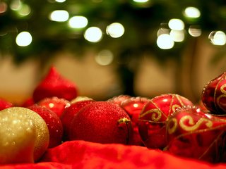 Обои новый год, рождество, елочные игрушки, декор, new year, christmas, christmas decorations, decor разрешение 3840x2400 Загрузить