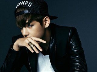 Обои стиль, лицо, певец, кепка, хип-хоп, bts, bangtan boys, kpop, тэхен, style, face, singer, cap, hip hop, taken разрешение 2048x1515 Загрузить