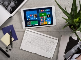 Обои ручка, цветок, стол, журнал, планшет, windows 10, handle, flower, table, journal, tablet разрешение 2560x1600 Загрузить