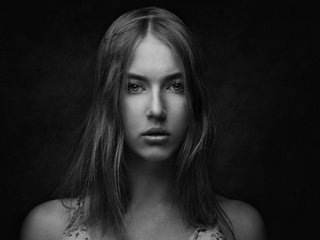 Обои девушка, портрет, чёрно-белое, модель, лицо, длинные волосы, zachar rise, girl, portrait, black and white, model, face, long hair разрешение 2048x1511 Загрузить