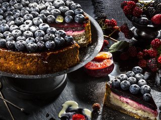 Обои ягоды, персик, торт, ежевика, голубика, berries, peach, cake, blackberry, blueberries разрешение 2112x1188 Загрузить
