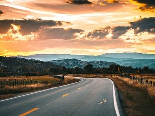 Обои дорога, вечер, горы, природа, закат, road, the evening, mountains, nature, sunset разрешение 2048x1365 Загрузить