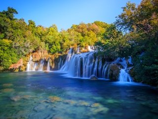 Обои деревья, река, лес, водопад, осень, хорватия, каскад, krka national park, trees, river, forest, waterfall, autumn, croatia, cascade разрешение 2047x1326 Загрузить