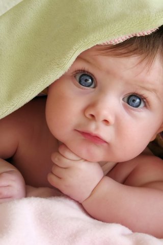 Обои взгляд, ребенок, малыш, голубые глаза, look, child, baby, blue eyes разрешение 2560x1600 Загрузить