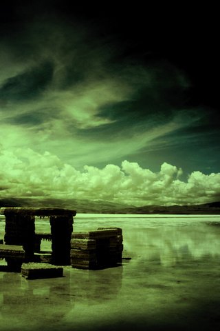 Обои облака, озеро, dark harmony, каменные плиты, clouds, lake, stone slabs разрешение 2560x1600 Загрузить