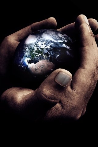 Обои земля, планета, мир, руки, earth, planet, the world, hands разрешение 2320x1792 Загрузить
