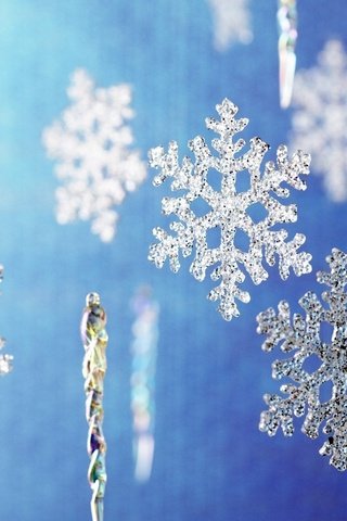 Обои новый год, картинка, обои, яркость, украшения, праздник, настроение, снежинки, фон, синий, блеск, new year, picture, wallpaper, brightness, holiday, decoration, mood, snowflakes, background, blue, shine разрешение 1920x1200 Загрузить