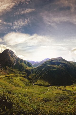 Обои небо, трава, облака, горы, природа, швейцария, альпы, the old furka pass, the sky, grass, clouds, mountains, nature, switzerland, alps разрешение 2560x1600 Загрузить