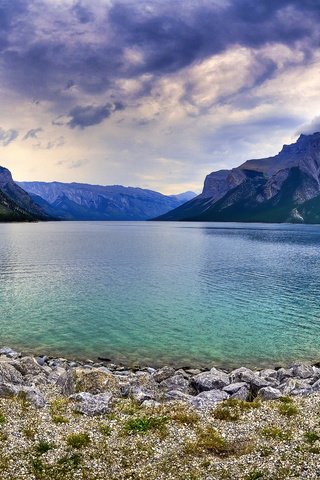 Обои канада, brewing storms on the lake, провинция альберта, canada, alberta разрешение 2560x1600 Загрузить