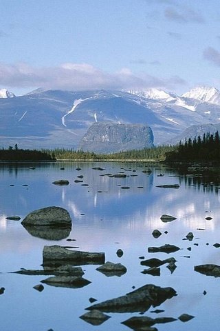 Обои озеро, горы, снег, лес, вершины, горное, lake, mountains, snow, forest, tops, mountain разрешение 1920x1080 Загрузить