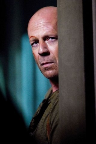 Обои брюс уиллис, крепкий орешек, bruce willis, die hard разрешение 1971x2940 Загрузить