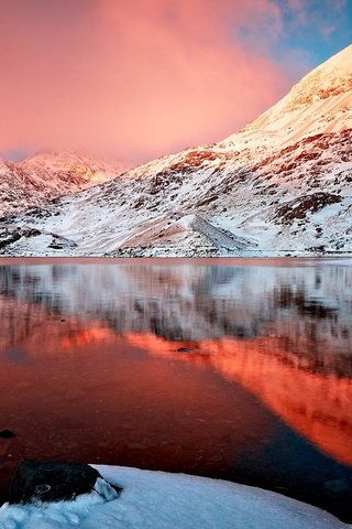 Обои небо, облака, озеро, горы, снег, природа, отражение, гора, the sky, clouds, lake, mountains, snow, nature, reflection, mountain разрешение 1920x1200 Загрузить