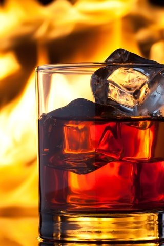 Обои напиток, огонь, лёд, бокалы, алкоголь, виски, drink, fire, ice, glasses, alcohol, whiskey разрешение 2880x1800 Загрузить