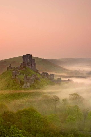 Обои восход, утро, туман, замок, англия, sunrise, morning, fog, castle, england разрешение 3072x2048 Загрузить