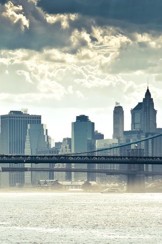 Обои река, панорама, мост, небоскребы, сша, нью-йорк, манхэттен, бруклинский мост, river, panorama, bridge, skyscrapers, usa, new york, manhattan, brooklyn bridge разрешение 2560x1600 Загрузить