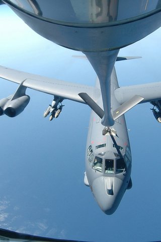 Обои океан, бомбардировщик, usaf, b 52, дозаправка в воздухе, the ocean, bomber, air refueling разрешение 1920x1080 Загрузить