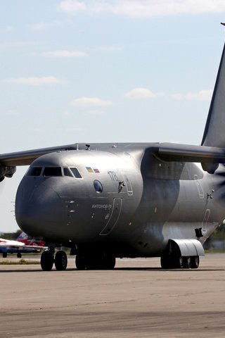 Обои российский, аэродром, ан-70, russian, the airfield, the an-70 разрешение 2560x1600 Загрузить