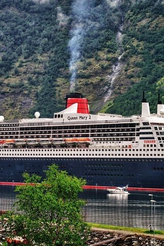 Обои горы, queen mary 2., лес, корабль, лайнер, 2, пролив, пассажирский, ручьи, куин мэри, queen mary, mountains, forest, ship, liner, strait, passenger, streams разрешение 2000x1189 Загрузить