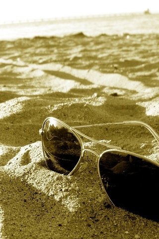 Обои вода, солнце, макро, песок, пляж, бокалы, вс, песка, water, the sun, macro, sand, beach, glasses, sun разрешение 1920x1080 Загрузить