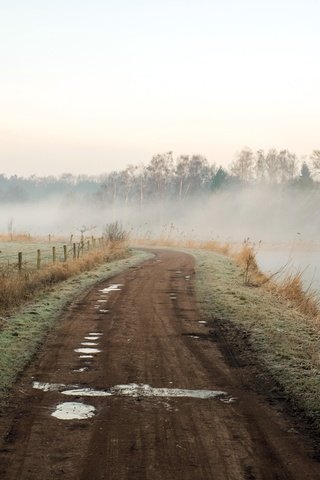 Обои дорога, река, природа, пейзаж, утро, туман, road, river, nature, landscape, morning, fog разрешение 2048x1365 Загрузить