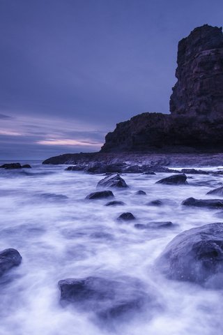 Обои скалы, камни, берег, великобритания, залив, шотландия, rocks, stones, shore, uk, bay, scotland разрешение 2048x1223 Загрузить