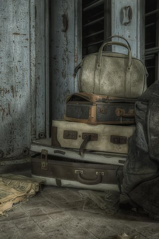 Обои интерьер, комната, чемоданы, сумка.пальто, interior, room, suitcases, bag.coat разрешение 4284x2844 Загрузить