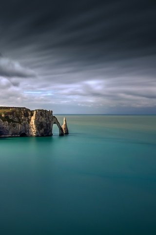 Обои небо, арка, облака, вода, скалы, природа, пейзаж, море, побережье, the sky, arch, clouds, water, rocks, nature, landscape, sea, coast разрешение 2048x1382 Загрузить