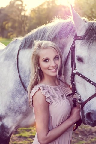 Обои девушка, улыбка, конь, lisette lubbers, lisette, girl, smile, horse разрешение 2048x1365 Загрузить